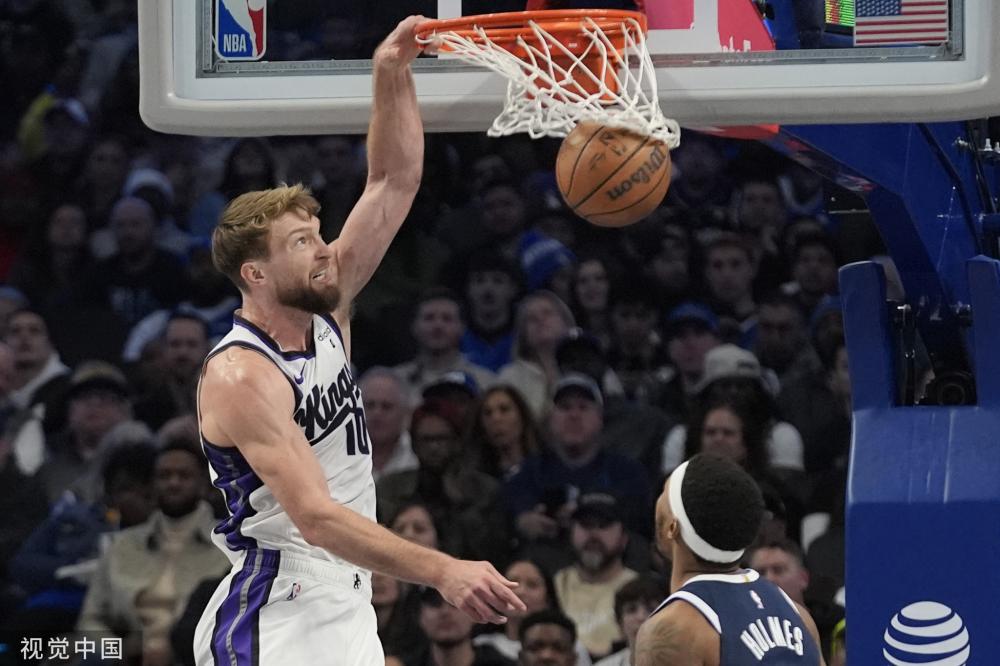 足球场绝不 足球场绝不